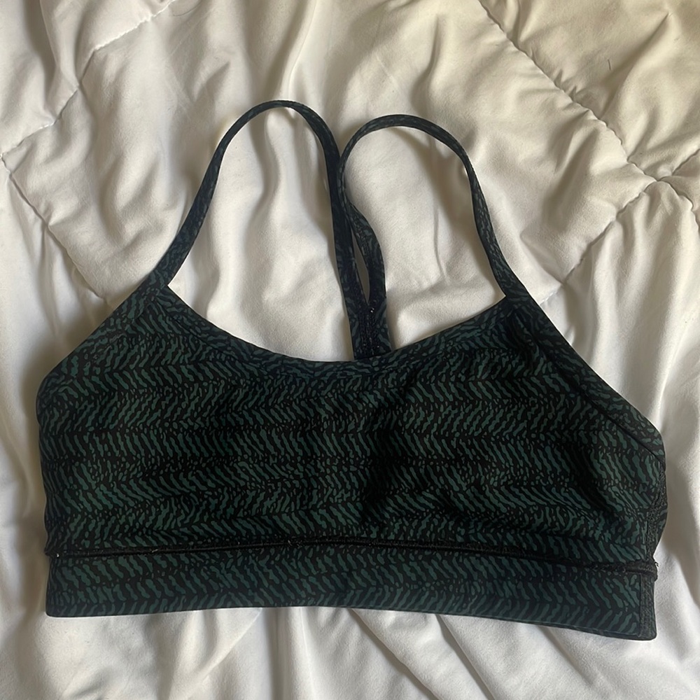 Lululemon Flow Y Sports Bra